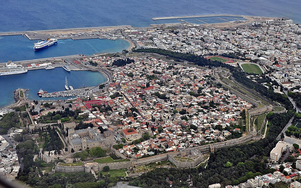 Blick auf die Altstadt von Rhodos (Matthias Donath) Blick auf die Altstadt von Rhodos
