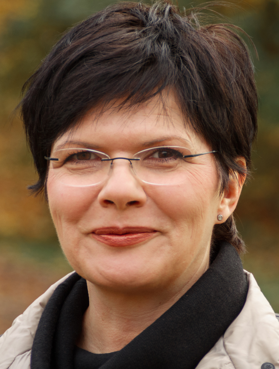 Senftleben Ines portrait-herbst Anschnitt Ines Senftleben